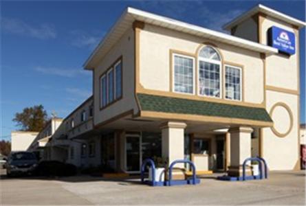 Americas Best Value Inn Macomb Exteriör bild