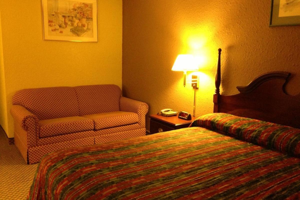 Americas Best Value Inn Macomb Exteriör bild