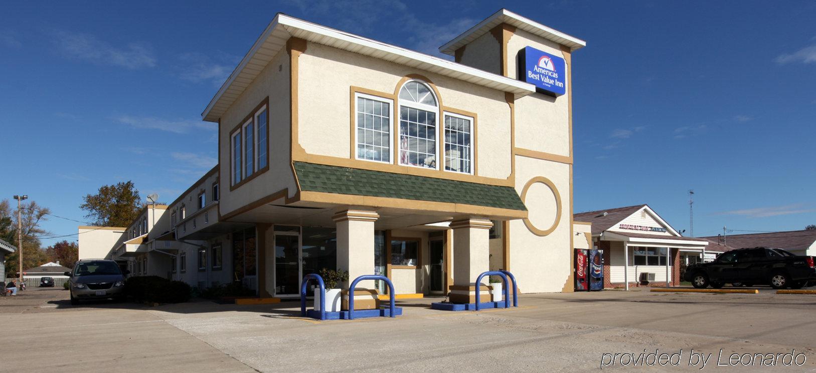 Americas Best Value Inn Macomb Exteriör bild